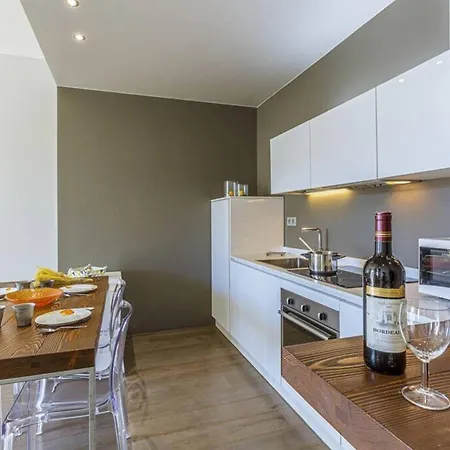 Apartment Fleurs 22 - Center - Modern W Terrace