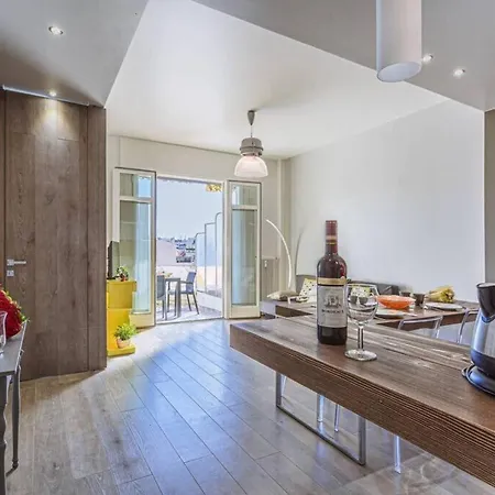 Apartment Fleurs 22 - Center - Modern W Terrace Nice